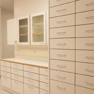 Medicine cabinet M-PT PharmaTower