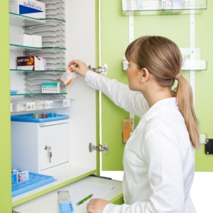 MLK-65F ravimikapp külmikuga