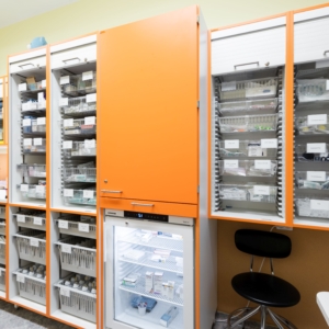 MLK-65F ravimikapp külmikuga